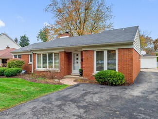 5016 Wolf Rd, Western Springs, IL 60558
