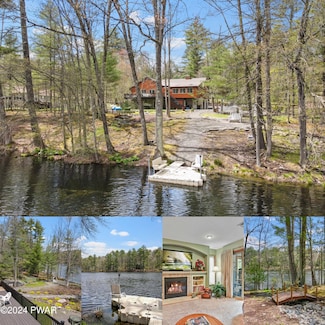 422 Tink Wig Dr, Hawley, PA 18428