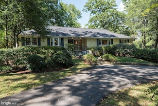 1 Arrowood Terrace, Bethesda, MD 20817