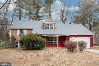 46 Street Rd, Newtown Square, PA 19073