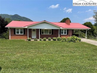 214 Valley Dr, Jefferson, NC 28640