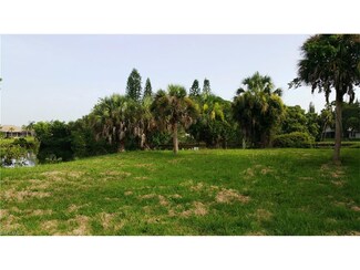 27217 Jolly Roger Ln, Bonita Springs, FL 34135