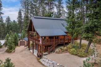 9 Stardust Ln, Garden Valley, ID 83622
