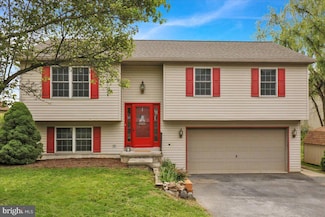 2304 Nancy Lee Ave, Lebanon, PA 17042