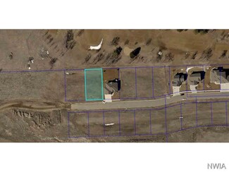 1309 Jack Nicklaus Dr, Elk Point, SD 57025