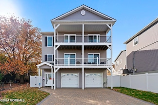 104 N Rosewell Ave, South Amboy, NJ 08879