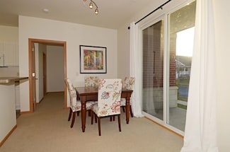 5198 Sassafras Dr Unit 113, Fitchburg, WI 53711