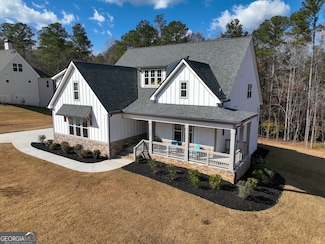 130 Lapis Lake Point, Fayetteville, GA 30215