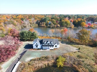8 Julia Ln, Mansfield, MA 02048