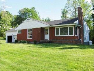 625 Piscataquis St, Rumford, ME 04276