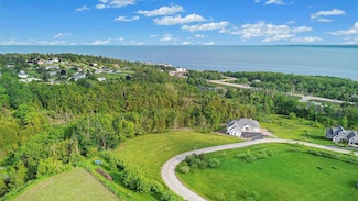 968&980 Hotchkiss Cir, Petoskey, MI 49770
