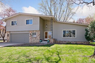 5905 Sun Rd, Edina, MN 55436