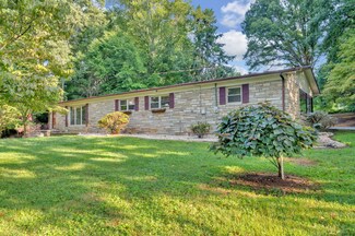 1352 Woodpointe Dr, Jefferson City, TN 37760