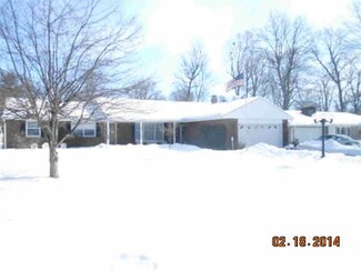 4004 N Locust St, Muncie, IN 47304