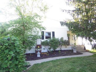 6723 Dupont Rd, Washington, WV 26181