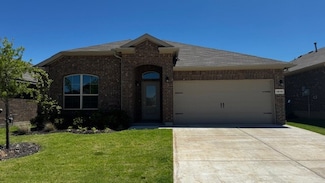 1915 Jackson St, Cleburne, TX 76033