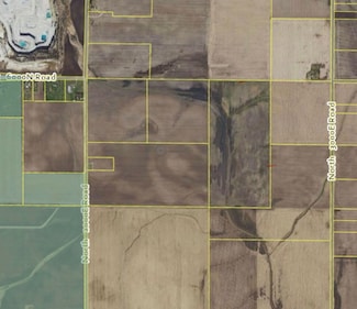 6000 N 2000e Rd, Bourbonnais, IL 60914