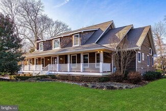 371 Railroad Ave, West Creek, NJ 08092