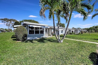 735 North Dr Unit B, Delray Beach, FL 33445