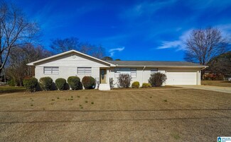 606 Broken Bow Cir, Birmingham, AL 35214