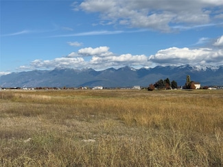 585 Farm Rd, Kalispell, MT 59901