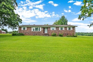 1324 Breazeale Rd, Easley, SC 29640