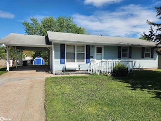 905 N Harlan St, Knoxville, IA 50138