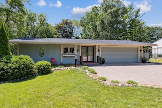 4844 Woodland Rd, Minnetonka, MN 55345