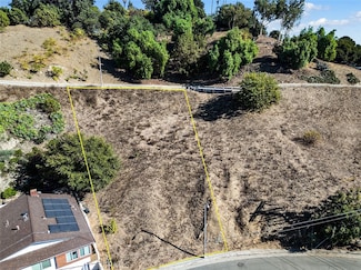 2673 Round Dr, Los Angeles, CA 90032