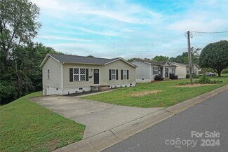619 Blackmon St, Charlotte, NC 28208