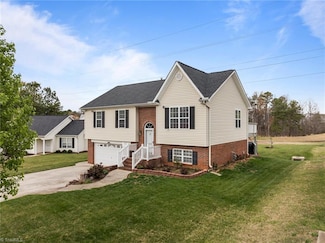 3855 Eagleston Ct, High Point, NC 27265