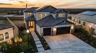 946 Talus Way S, Madera, CA 93636