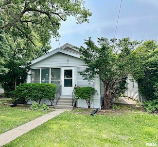 904 E Forrest Hill Ave, Peoria, IL 61603