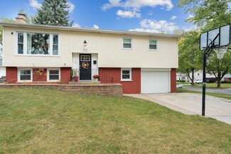 5700 Merlin Ct, Oak Forest, IL 60452