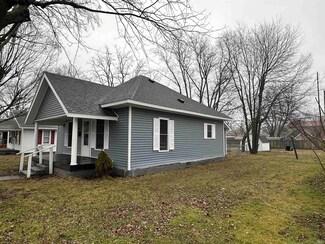 957 Magnolia Ave, Frankfort, IN 46041