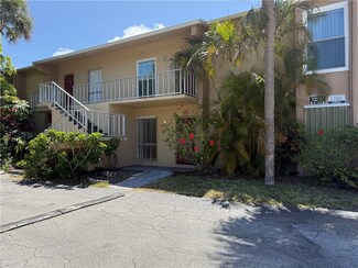1555 14th Ave Unit 110, Vero Beach, FL 32960