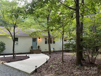 8008 Potter Rd, Matthews, NC 28104