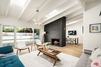 23020 Lita Place, Woodland Hills, CA 91364