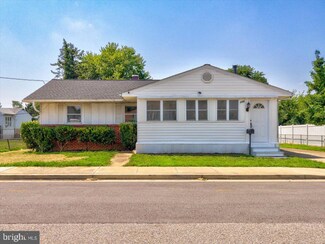 105 Wallace Ave, Brooklyn, MD 21225