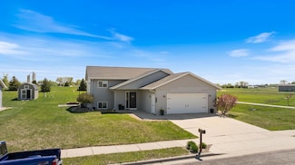 1117 Stockholm Ave, Marshall, MN 56258