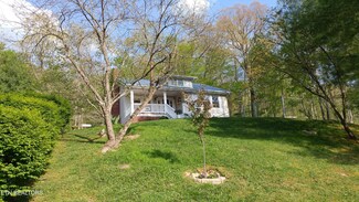105 Woodland Trail Rd, Pineville, KY 40977