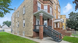 5228 W 23rd St, Cicero, IL 60804