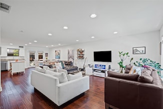 2722 Knight St Unit 119D, Dallas, TX 75219