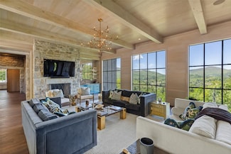 893 High Mountain Dr, Cashiers, NC 28717