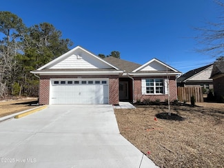 1201 Liset Ct SE, Bolivia, NC 28422