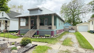 2115 Willow St, Port Huron, MI 48060