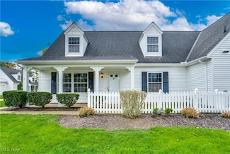 30673 Cambridge Ct E Unit 9, Bay Village, OH 44140