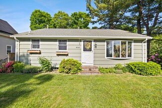 233 Sawtell Ave, Brockton, MA 02302