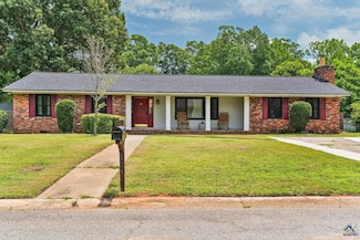 1508 Windsor Rd, Perry, GA 31069