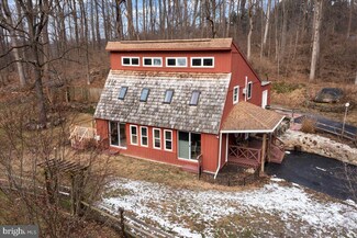 2417 Creek Rd, Glenmoore, PA 19343